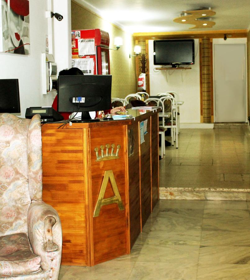 Hotel Avenida *